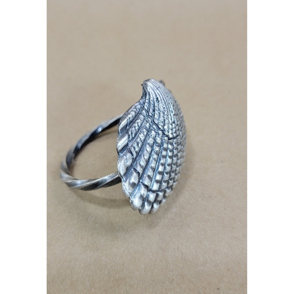 Vintage BV Scallop Seashell Statement Ring Antiqued Silver Tone Twisted Band
